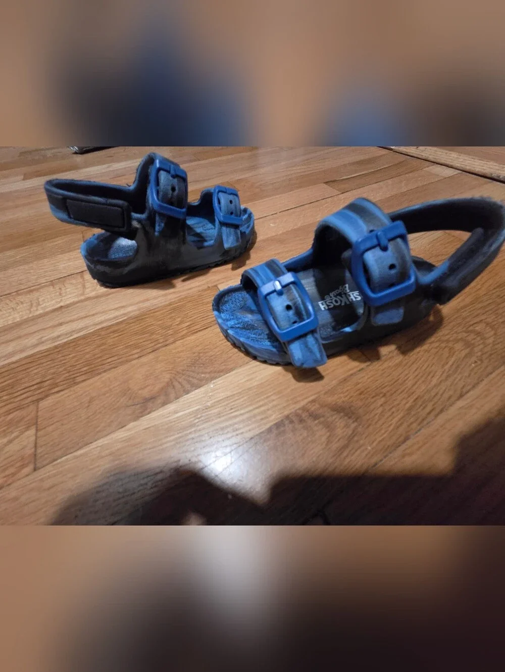 OshKosh B'gosh Blue Toddler Kids Sandals / Size 6